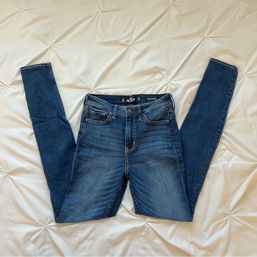 Hollister dark wash high rise super skinny jeans